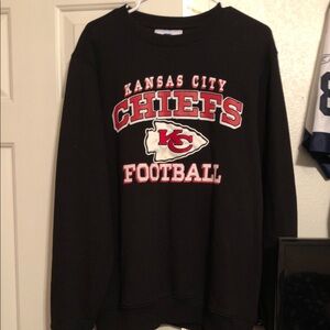 Vintage Kansas City Chiefs Starter Sweatshirt.
Embroidered arrowhead.